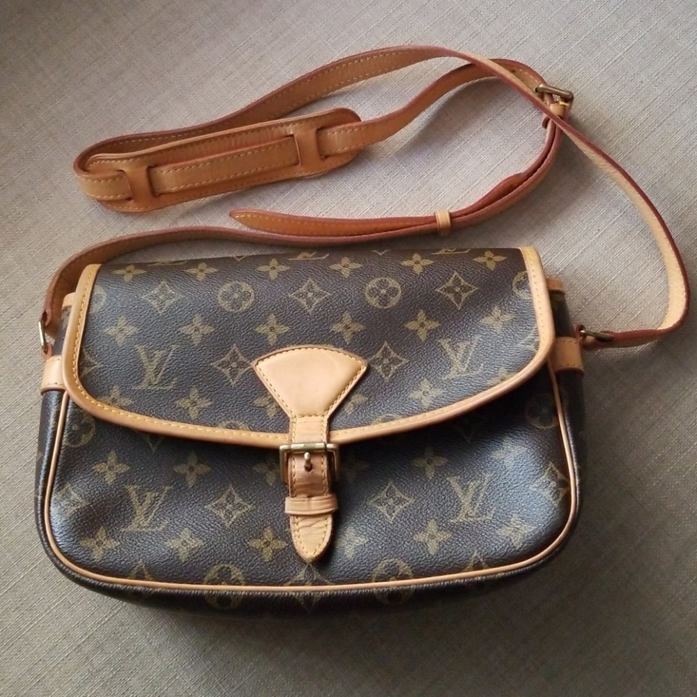 Louis Vuitton Sologne Crossbody
